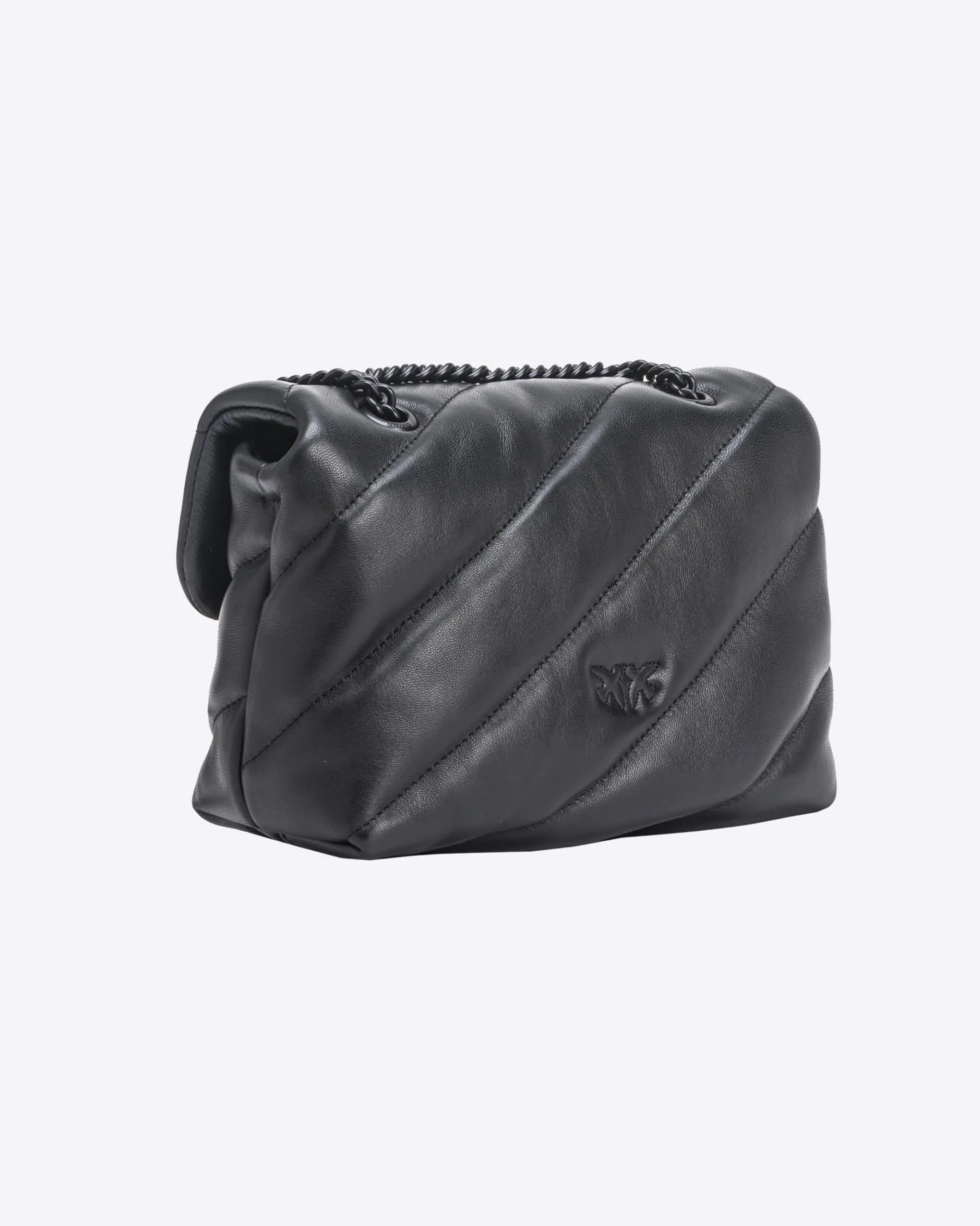Mini Love Bag Puff nera in nappa con motivo matelassè obliquo e fibbia Love Birds smaltata tono su tono